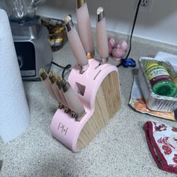 Paris Hilton Knife Block