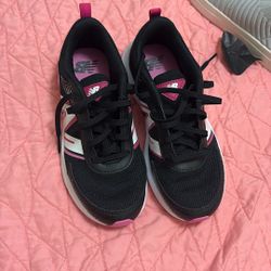 Girls New Balance Sneakers Size 3.5