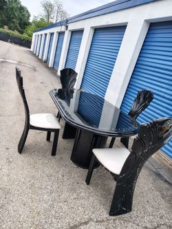 Dining set with 4 chairs $225