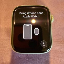 Apple Watch Series 8 [GPS + Cellular, 45mm] - Silver Aluminum Case