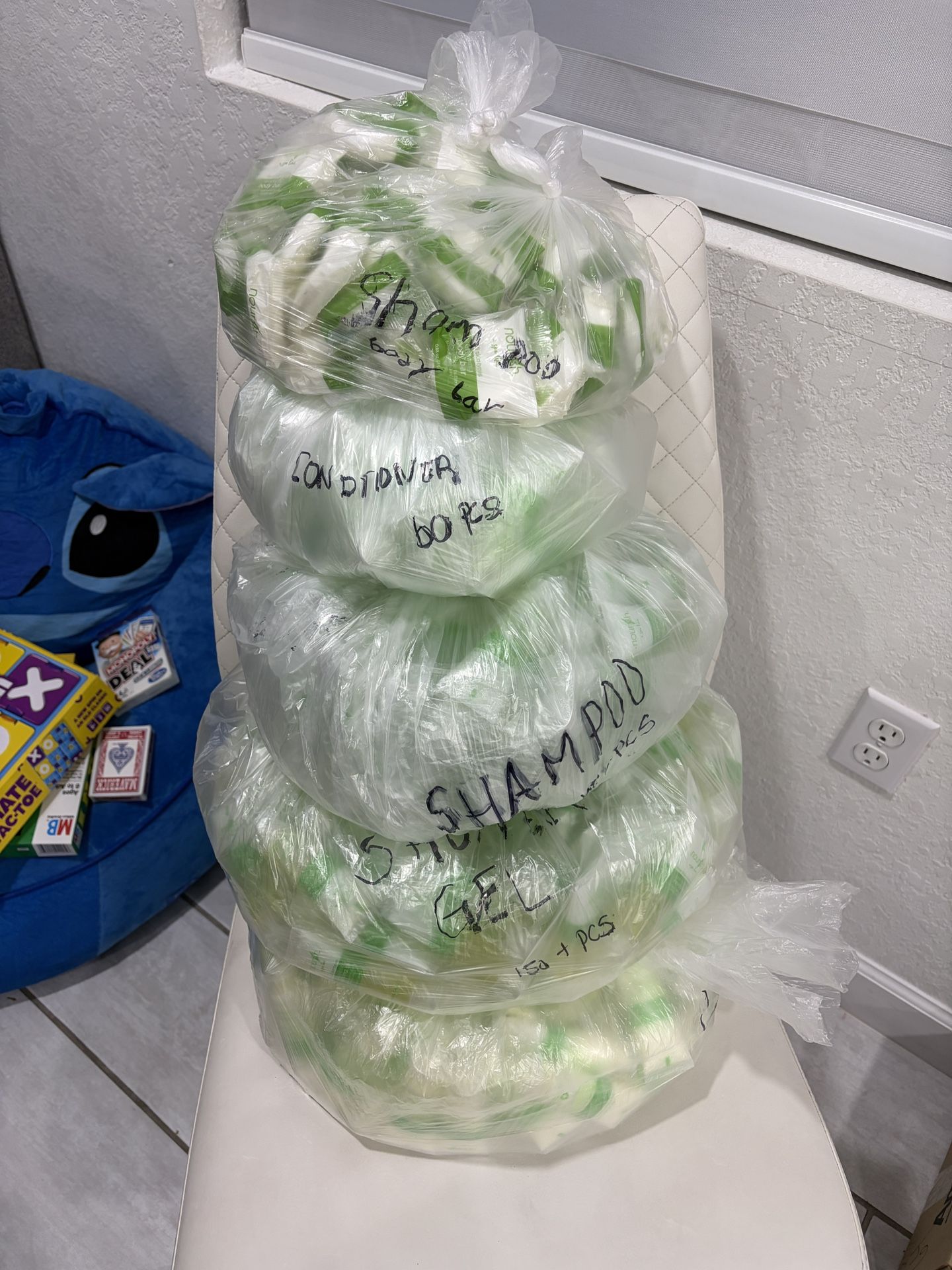 Hotel Size Shampoo , Conditioner , Shower Gel , Bar Soups