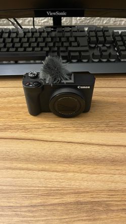 Canon Powershot V1
