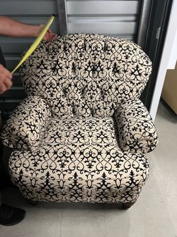 Black and Cream Chair