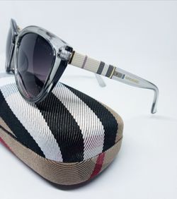 Burberry Luxury Fashion Sunglasses 