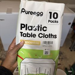  10pack and 9pack Plastic table cloths 