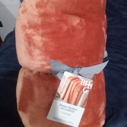 Pumpkin Velvet Plush Throw 