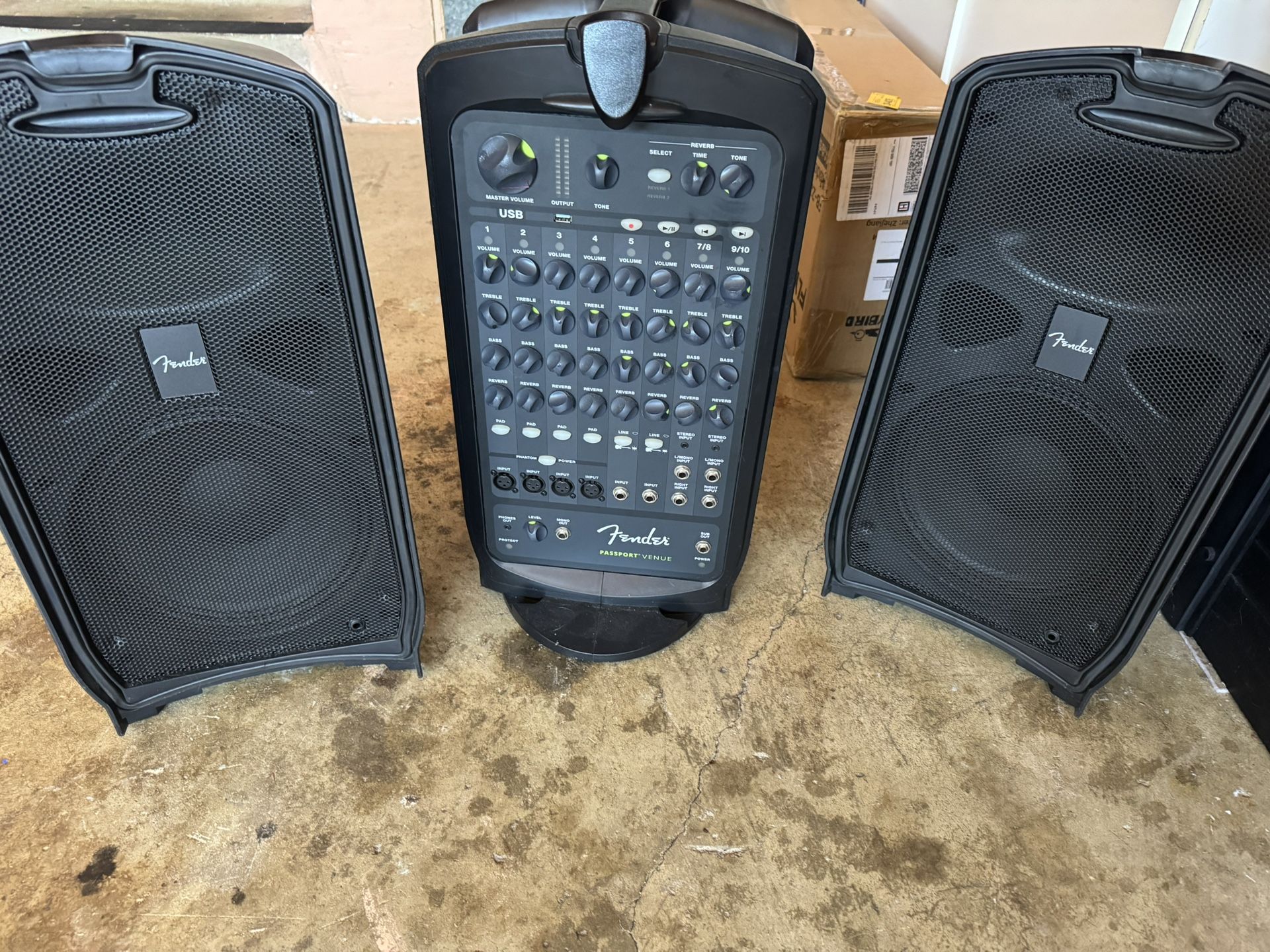 Fender Passport Series
