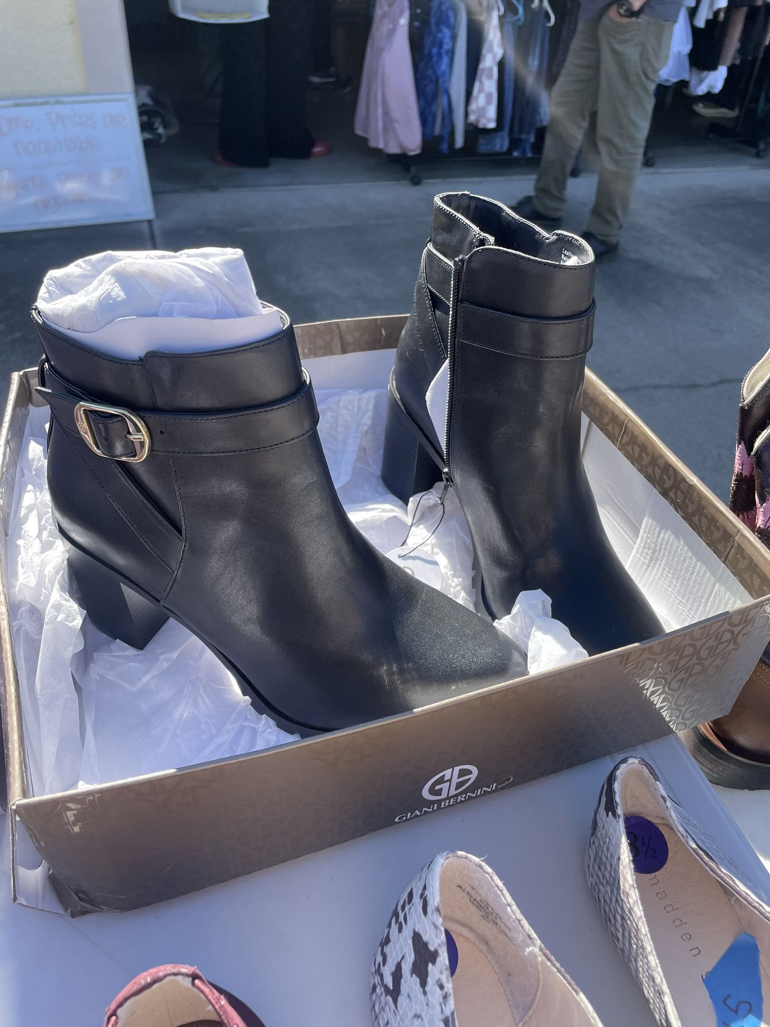 NEW Black Ankle Boots Gianni Bernini 9.5