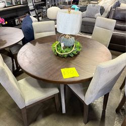 Round dining table with 4 chairs😍 - Steal Deal
