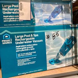 Large Underwater Rechargeable Pool Vacuum