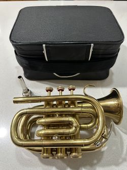 Brass Packet Trumpet With Transport Case And Mouth Piece.