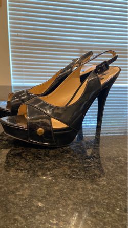GUESS peep toe sling back stilettos size 8