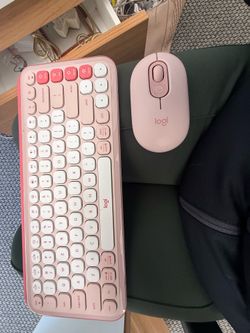 Pink keyboard and mouse