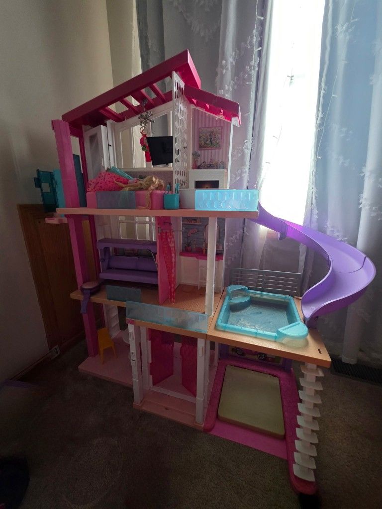 Barbie House