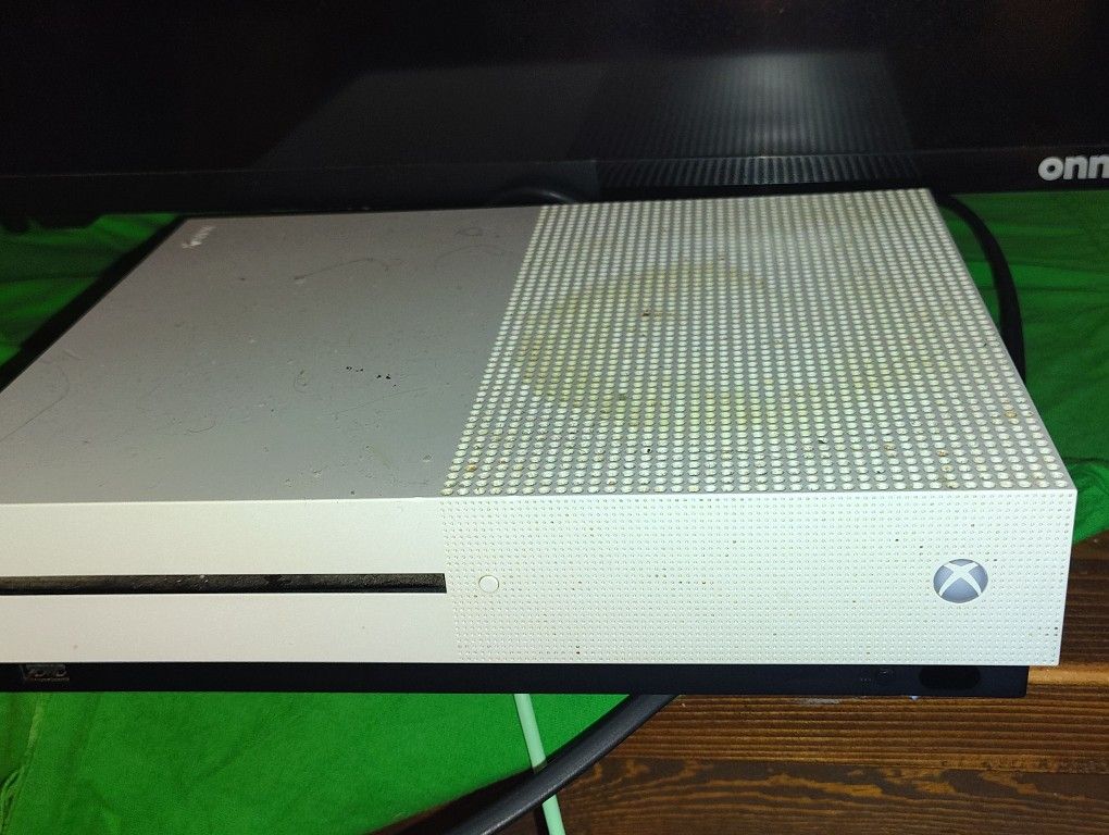 Xbox One S Disk Version 