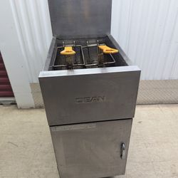 Dean Commercial Gas Deep Fryer 