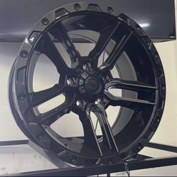 17x8.5 American Outlaw With New 285 70 17 