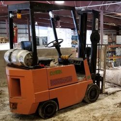 CLARK GCS-15 FORKLIFT