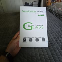 iPad Tempered Glass Screen Protector (1)