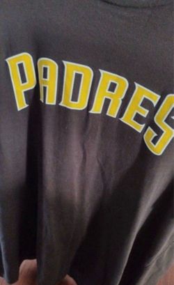 San Diego Padres Graphic T-Shirt size XL