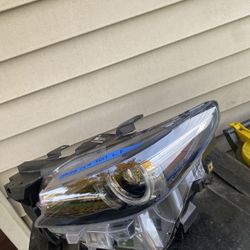2017 Mazda CX-9 oem Headlight 