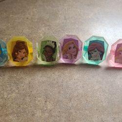 Disney's Princess Rings Or Cake Toppers 