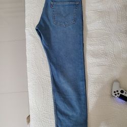 Levis Jeans