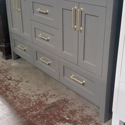 CLEARANCE 🔥  Bathroom Vanities Different Styles All Sizes Available Starting From $99 And Up!