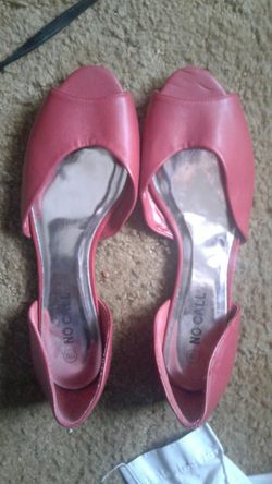 Red flat shoes