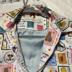 Viva Colombia Jacket , Tiene Zipper Eñ Blanco Al Frente 