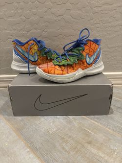 Spongebob Kyrie Basketball Shoes Dead stock Never Been Worn Size 7 Really Rare