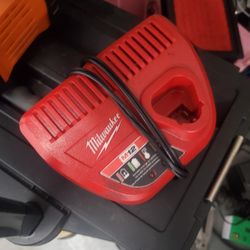 Milwaukee Battery Charger
