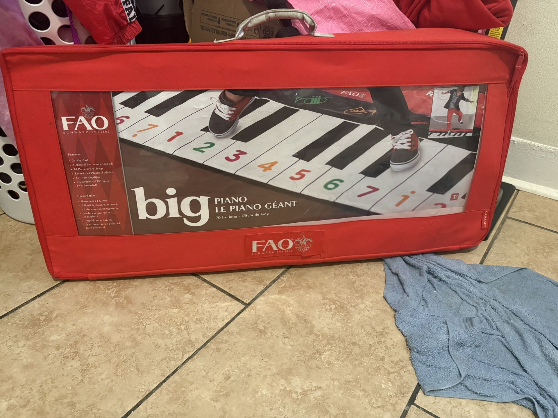 Big Piano Toy
