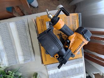 (Bostitch) Coil Nail Gun