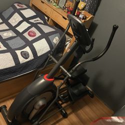 Schwinn 430 Elliptical 