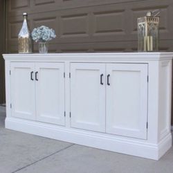 Custom TV Stand Cabinet Entertainment Center Modern Rustic Barn Doors Console Handmade Restorations hardware Bookshelves Pottery Barn Carpenter 