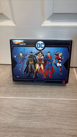 Hotwheels DC 5-pack Never Opened!