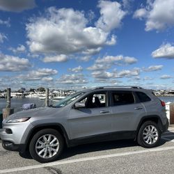 2017 Jeep Cherokee