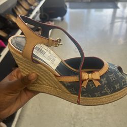 LOUIS Vuitton Wedge Heels