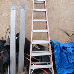ESCALERA DE 8 PIES