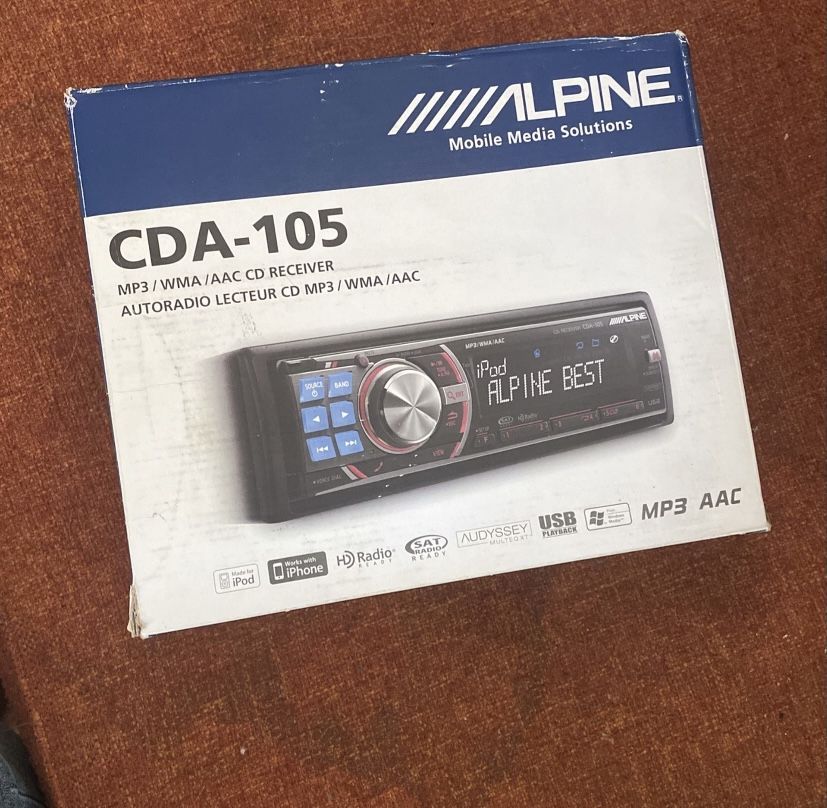 Alpine CDA-105 car stero complete console
