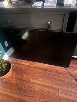 55” TV TCL brand no image