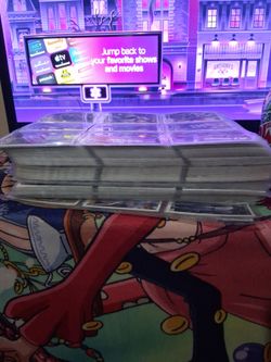 1,000 baseball and football cards