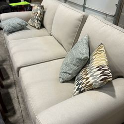 Warehouse-Household Items