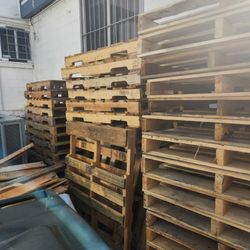 48x40 Pallets Good Condition 