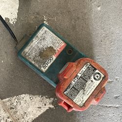 Makita Battery Charger