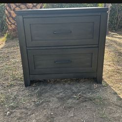 Dresser w/mirror & Nightstand