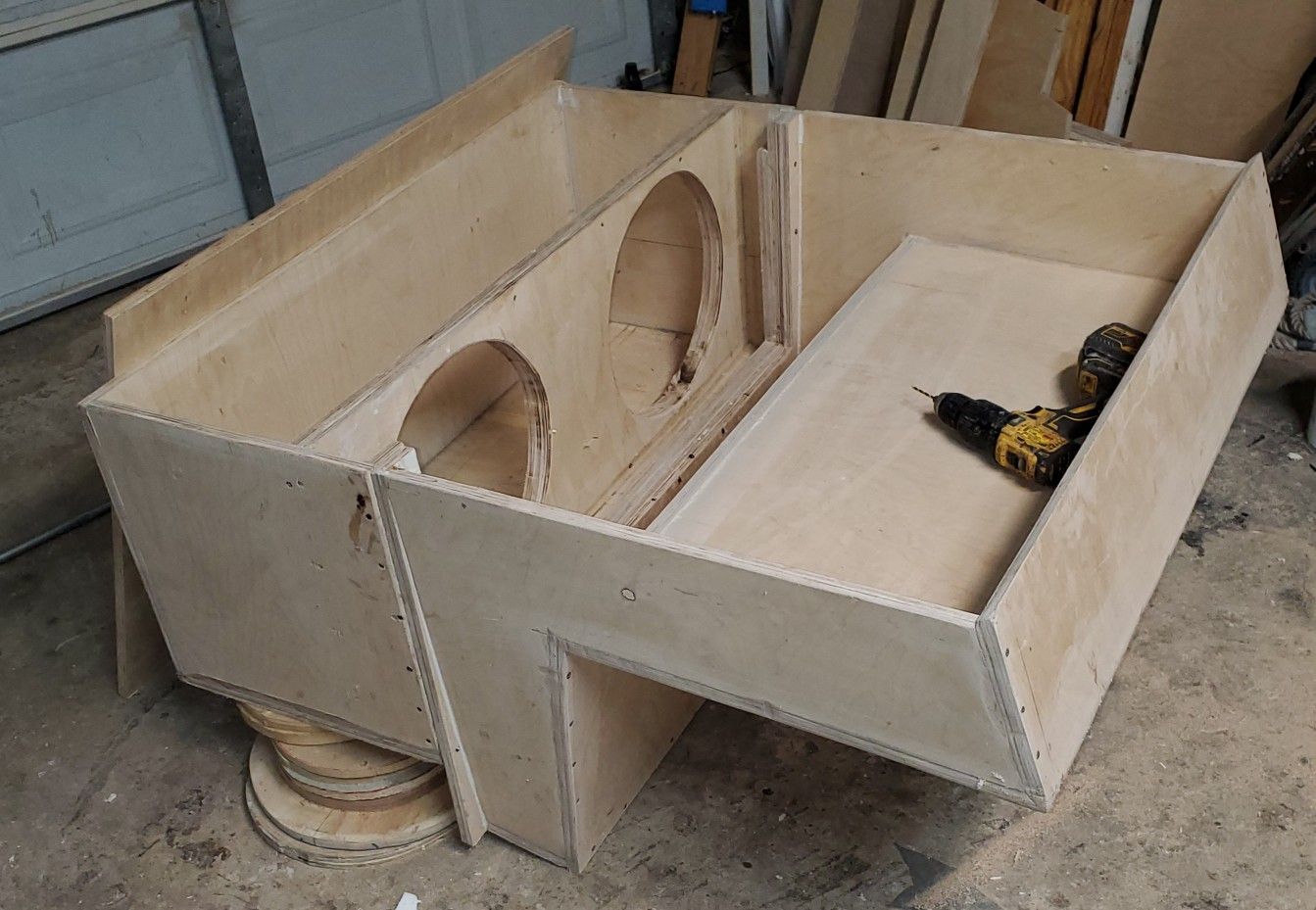 Custom built subwoofer boxes 4th order, 6th order ,c pillar walls , domes ,ported ,sealed