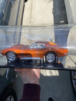 Hot wheels corvette 69