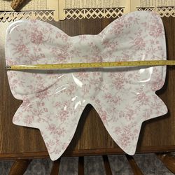 Bowl & Platter With Pink Bows